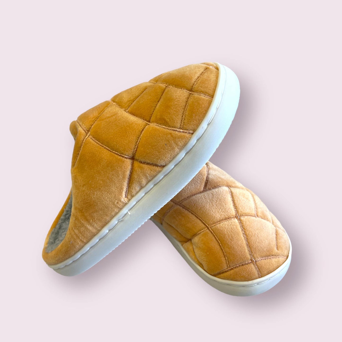 Concha Slippers